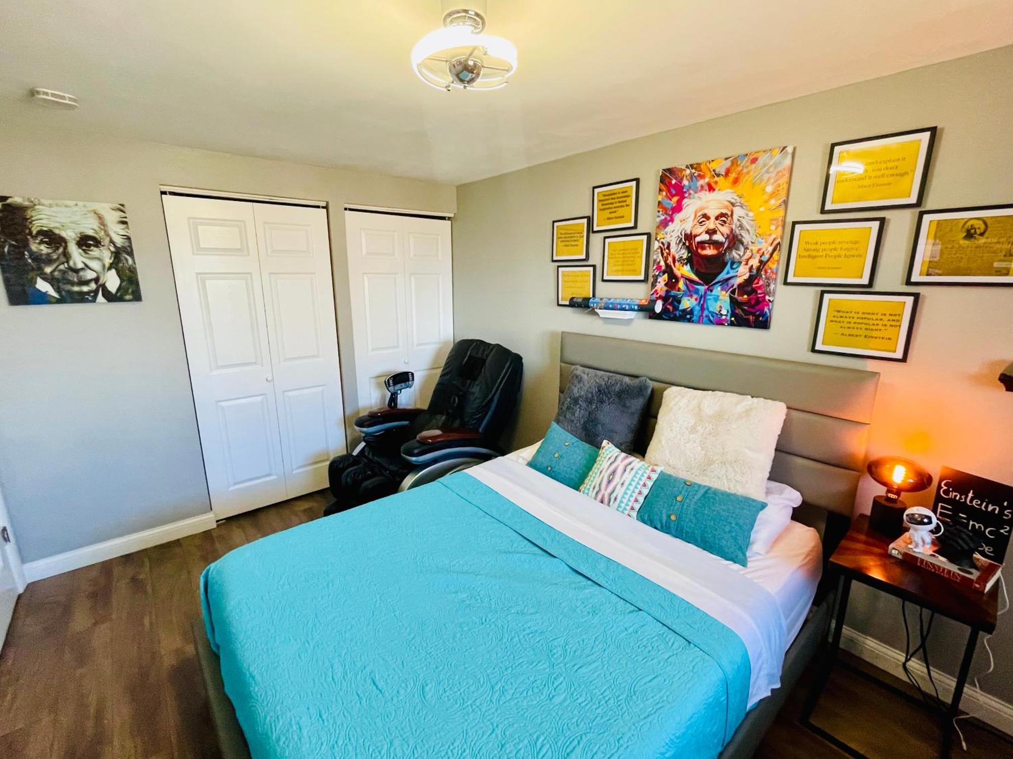 Schaumburg Paradise Oasis With A Secret Garden And Private Pool Екстериор снимка