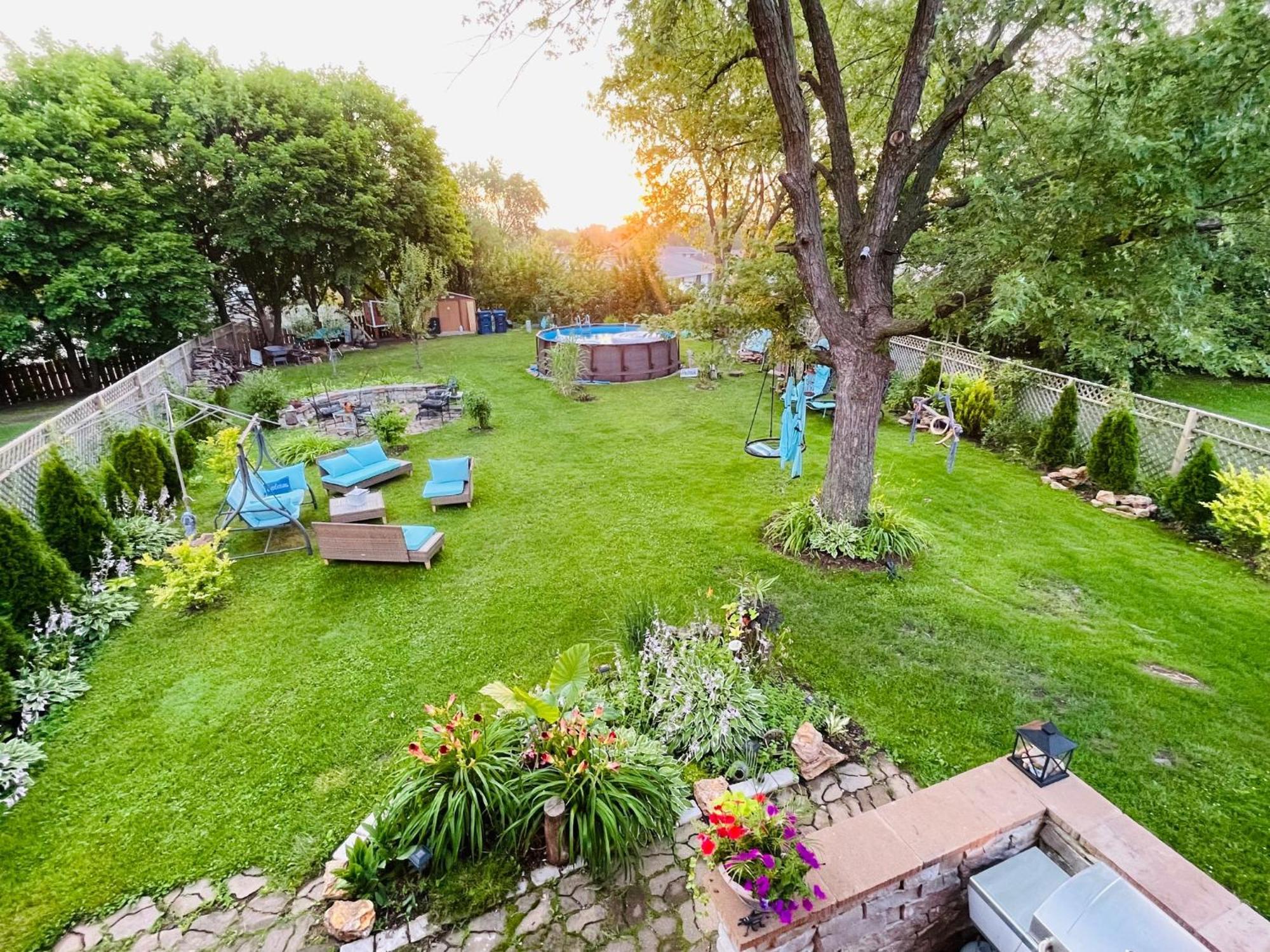 Schaumburg Paradise Oasis With A Secret Garden And Private Pool Екстериор снимка